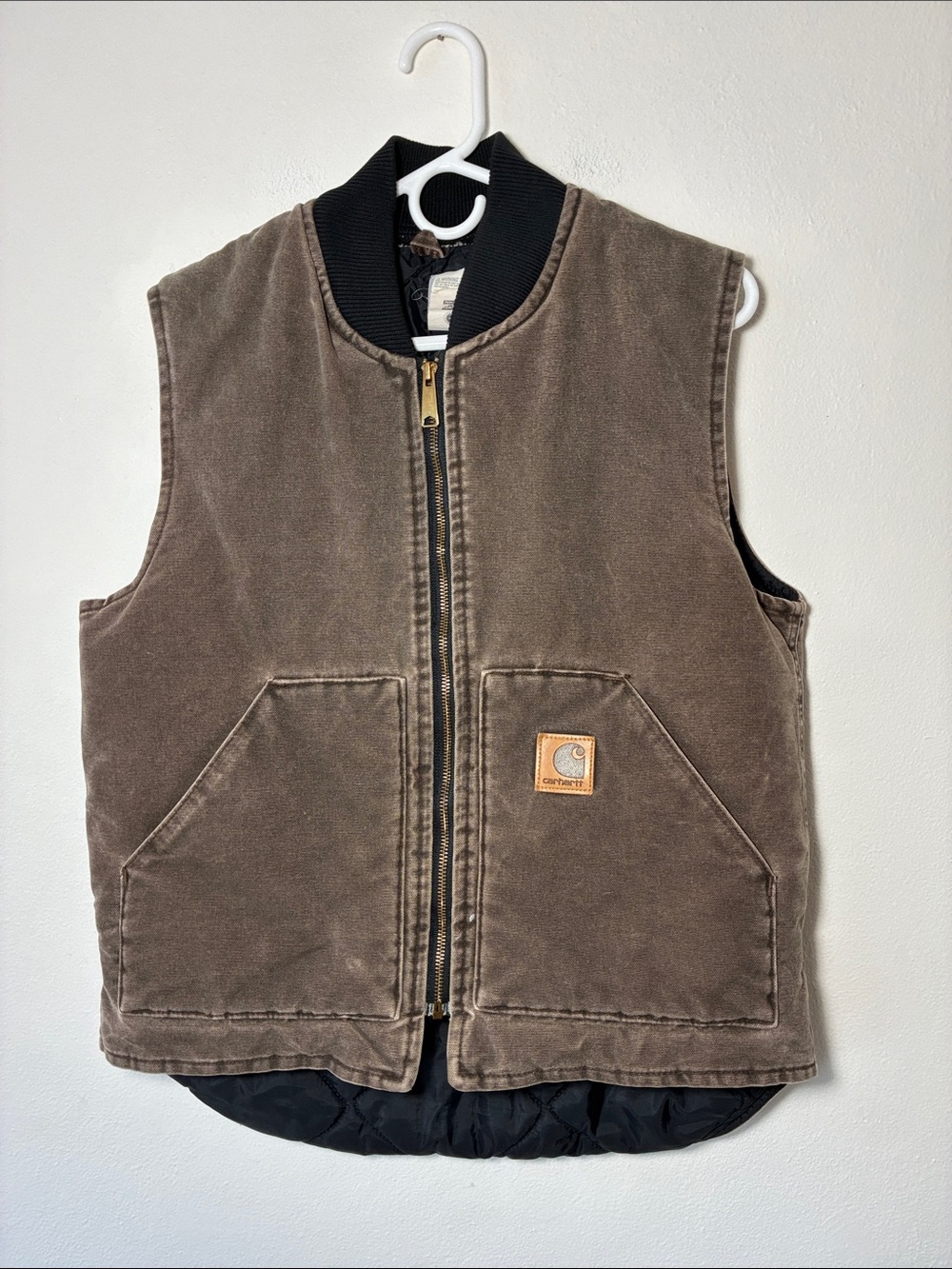CARHARTT V02 CHT Vest Medium USA Made Sandstone Duck Insulated Vest